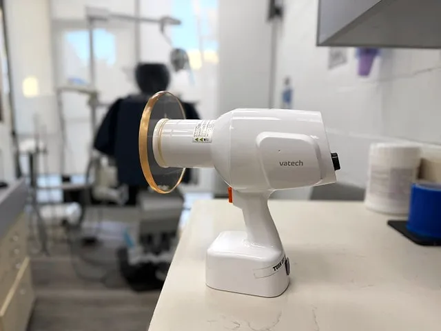 Handheld digital X-ray unit